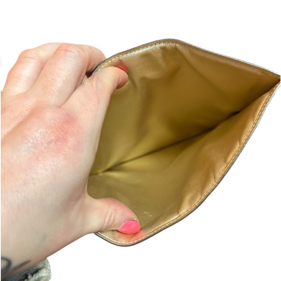 Michael Kors Red Tablet Case - Picture 3 of 4